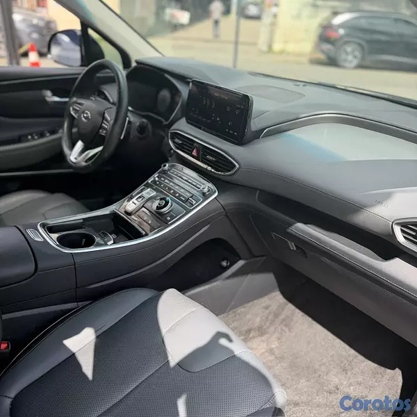 jeepetas y camionetas - 2021 Hyundai Santa Fe SEL  4