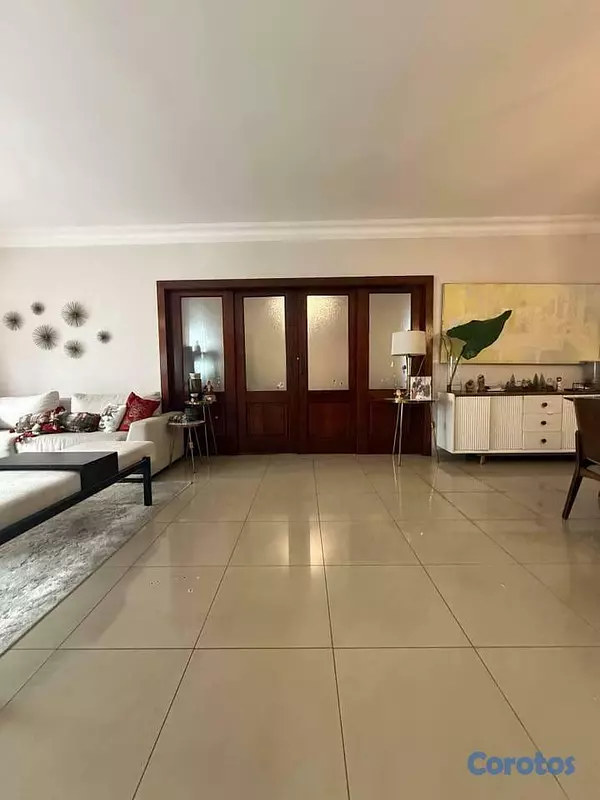 apartamentos - Venta | 2do nivel con terraza en Evaristo Morales 7