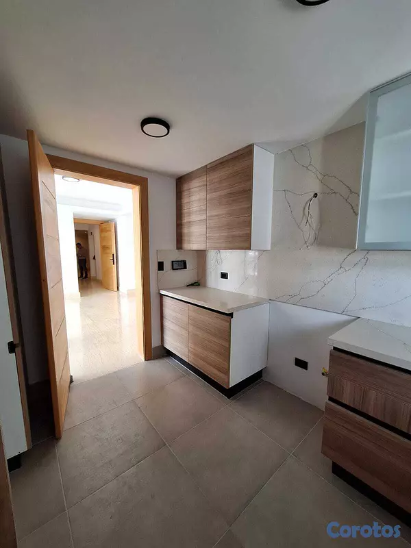 apartamentos - ¡Apartamento Nuevo en Renta en Naco – Piso Alto y  4