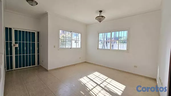 casas - Casa de 3 habitaciones 3 baños en venta en Altos d 8