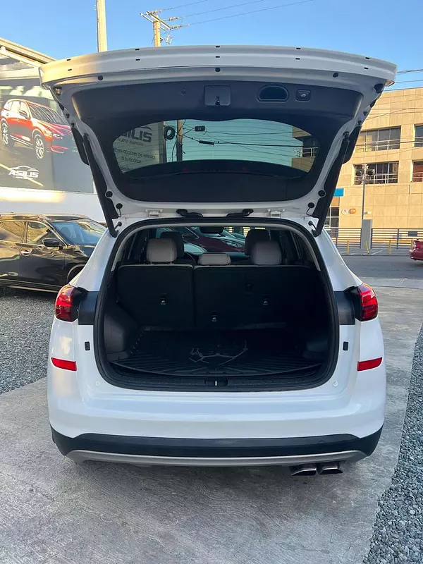 jeepetas y camionetas - hiunday Tucson 2021 4