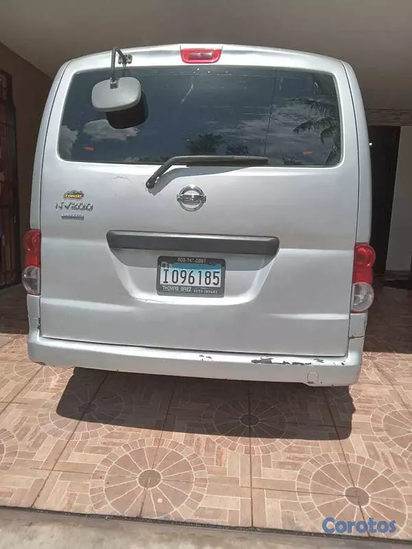 otros vehiculos - NISSAN NV200 AÑO 2015 RD$525mil ligeramente negoci 6