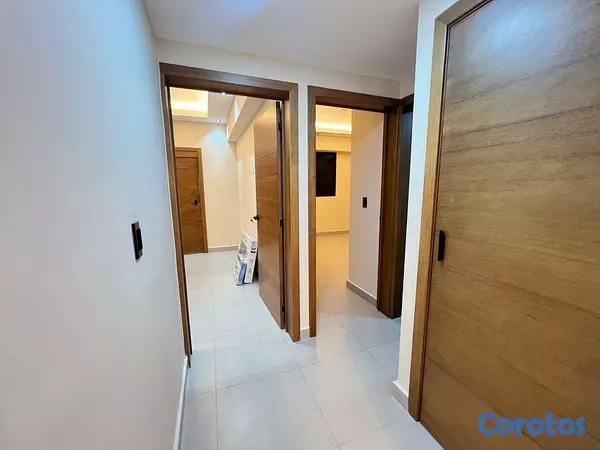 apartamentos - En Venta Apartamento en naco de 2 habitaciones 8vo nivel 8