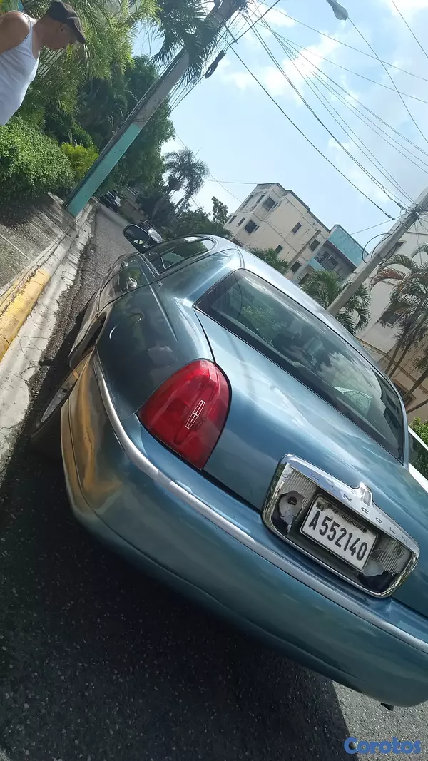 carros - Lincoln town car como nuevo  3