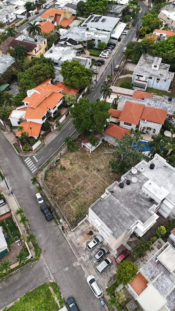 solares y terrenos - Solar en Venta los Cacicazgos 2