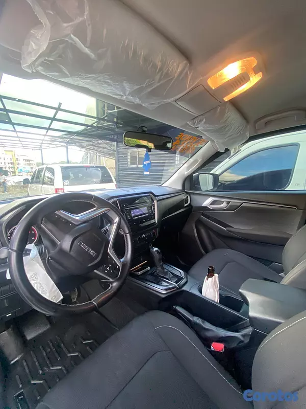 jeepetas y camionetas - Isuzu Dmax 4x4 2024 2