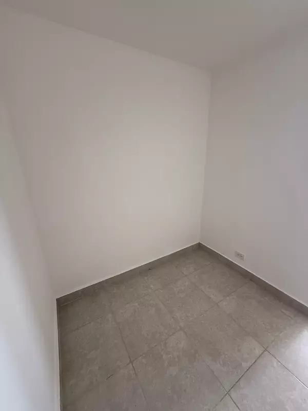 apartamentos - Alquilo apartamento con línea blanca en Gazcue  3