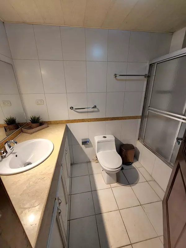 apartamentos - Alquilo apartamento amueblado en Piantini  3