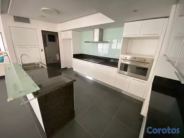 apartamentos - vendo ensanche naco tipo loft tres habitaciones dos parqueos estudio servicio 2