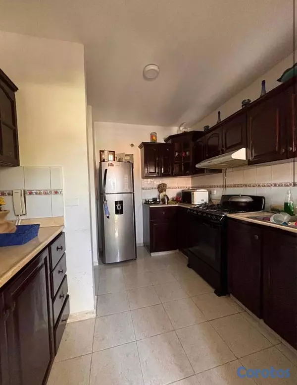apartamentos - Venta de Amplio Apartamento vacío en – Los Restauradores 135 m² 5