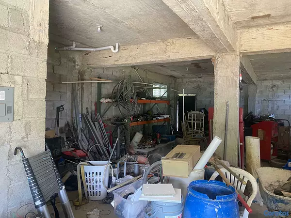 oficinas y locales comerciales - 🏢 Propiedad en Venta en Torre Alta con Potencial C 3