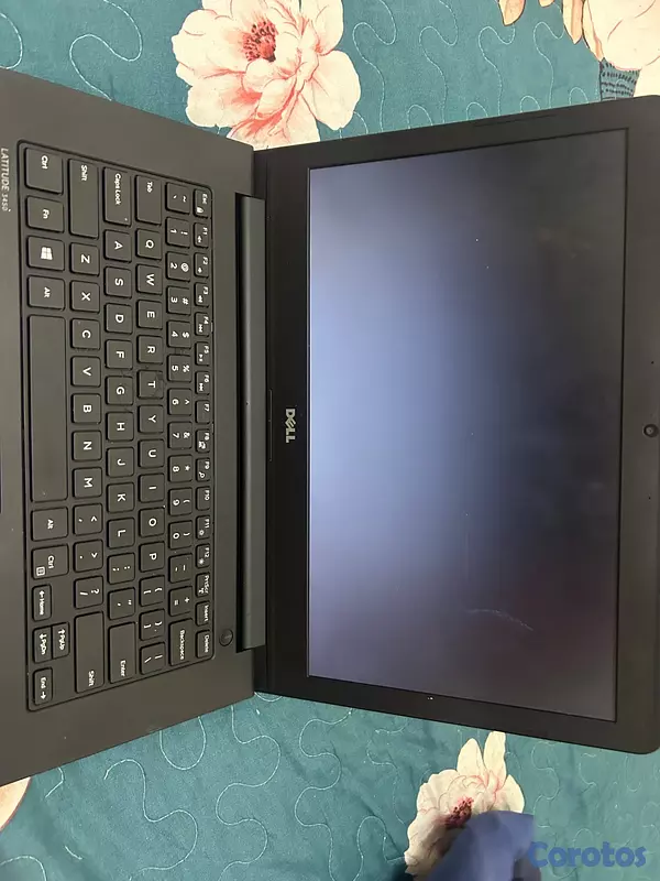 computadoras y laptops - DELL LATITUDE EN BUENAS CONDICIONES  2