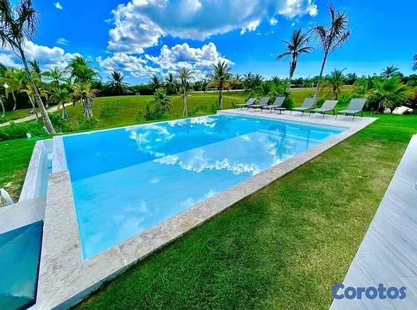 casas vacacionales y villas - venta de Villa de lujo primera línea campo de golf en la Romana de 750mts   5