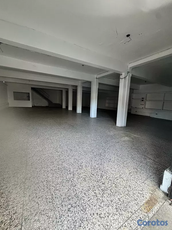oficinas y locales comerciales - LOCAL COMERCIAL LOS MINA  2