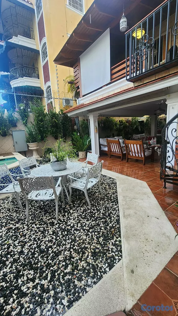 casas - Casa En Los Restauradores En Venta, santo domingo 9