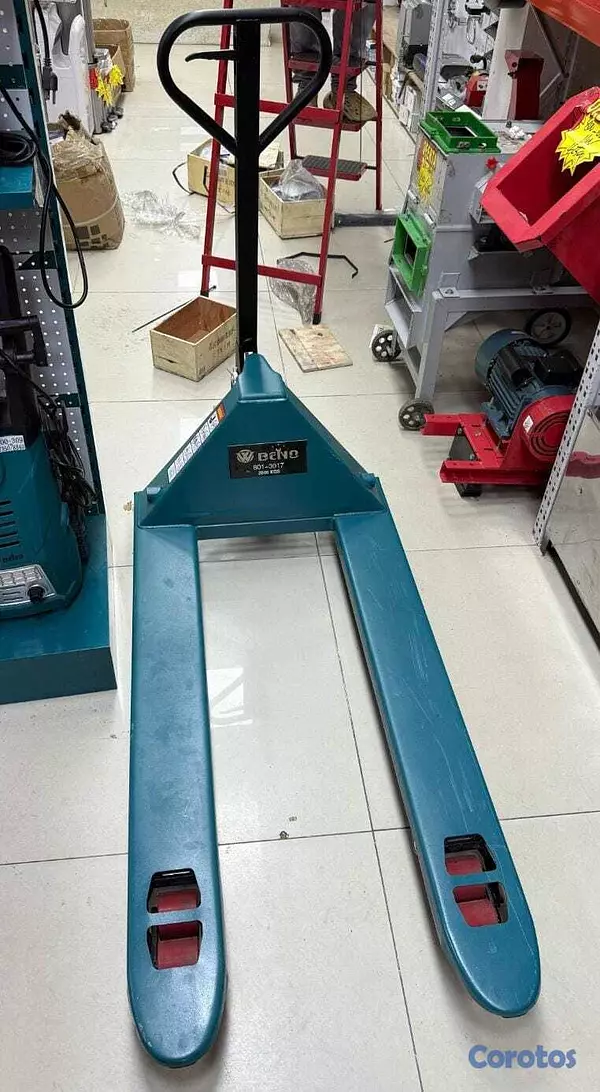 servicios profesionales - 🔥 Monta Paleta Nuevo 2000KG – Resistente y Eficien 2