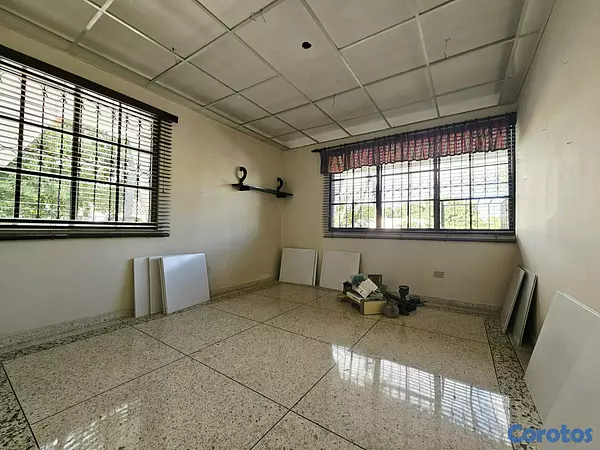 casas - Alquiler de Casa en Ensanche Julieta Morales 7