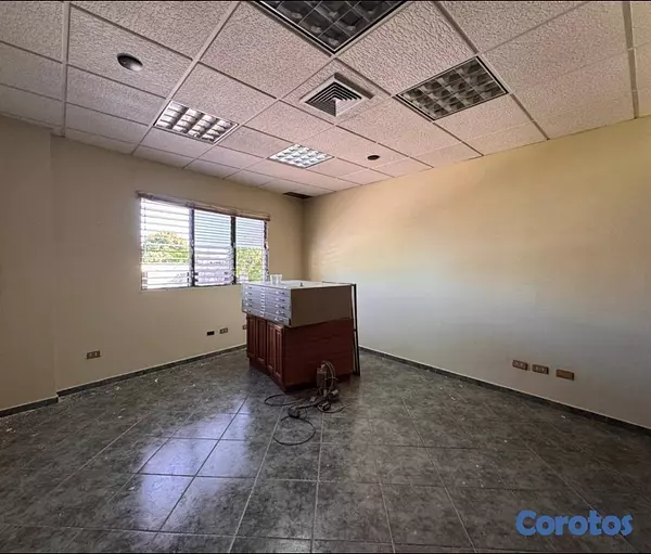 solares y terrenos - Terreno industrial oficinas venta alquiler Aut. Duarte, Santo Domingo 4
