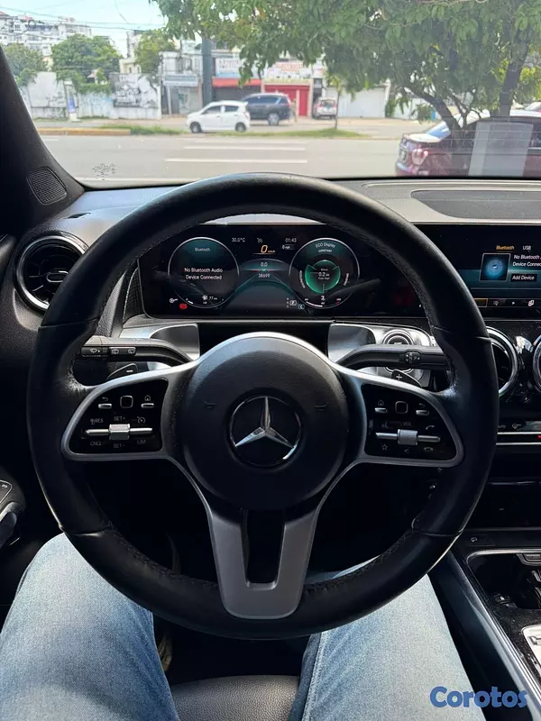 jeepetas y camionetas - Mercedes Benz GLB-200 2020 5
