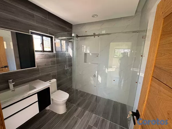 casas - Casa de 3 niveles en Prado Oriental – Santo Domingo Este 8