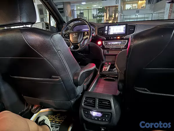 jeepetas y camionetas - VENDO HONDA PILOT PASSPORT TOURING 2019 10
