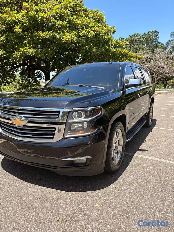jeepetas y camionetas - Chevrolet Suburban 2017 5