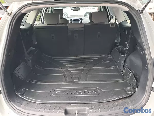 jeepetas y camionetas - Hyundai Santa Fe SE 2017 9