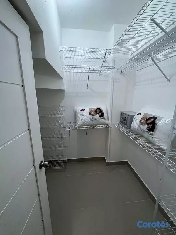 apartamentos - Apt amueblado en Evaristo Morales 3 Hab y terraza 8