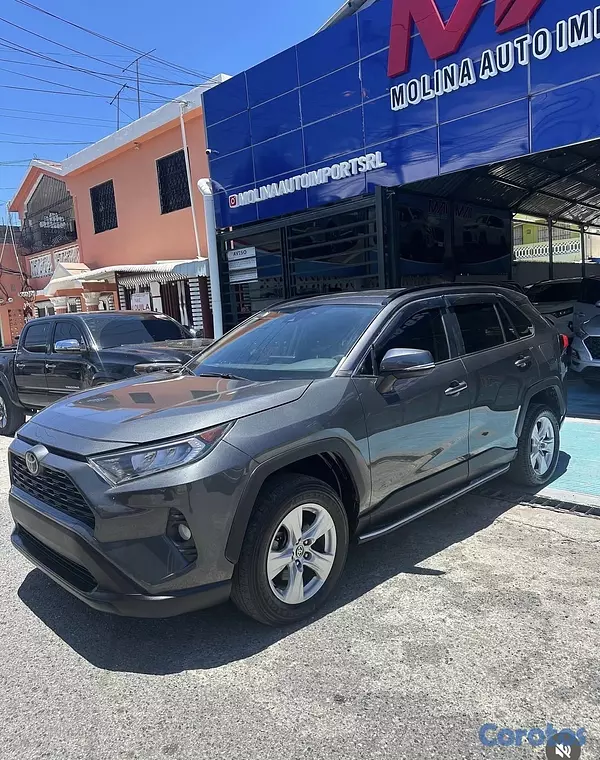 jeepetas y camionetas - Toyota RAV4 XLE 2021 2