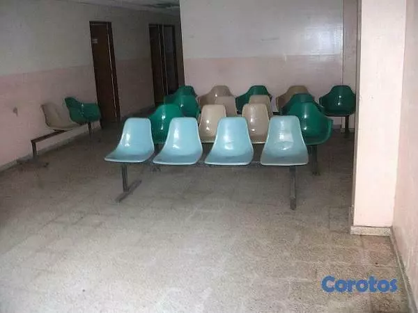 apartamentos - En Venta Edificio en la Duarte Zona Colonial para Reformar 3