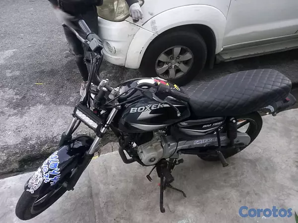 motores y pasolas - baja boxer 150 
año:2024
matrícula original 
ojo:se le perdió la placa  5