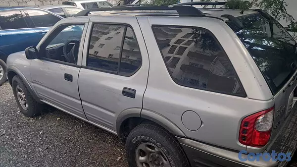 jeepetas y camionetas - IZUSU RODEO DE OPORTUNIDAD 1
