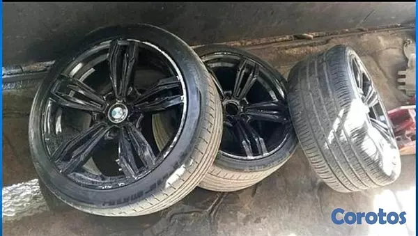 accesorios para vehiculos - Aros 20 usados en M5 2015  3