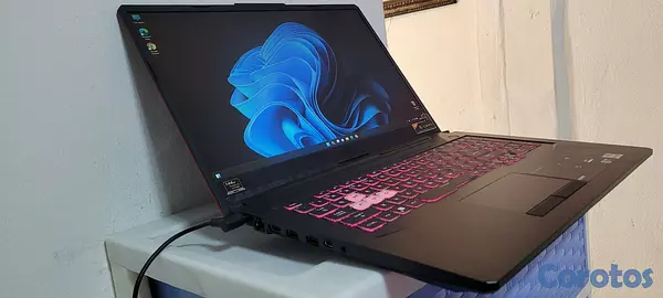 computadoras y laptops - Asus TUF Gamer 17.3 Pulg Ryzen 5 Ram 16gb DDR4 SSD 512GB GTX 1650 4gb New 5