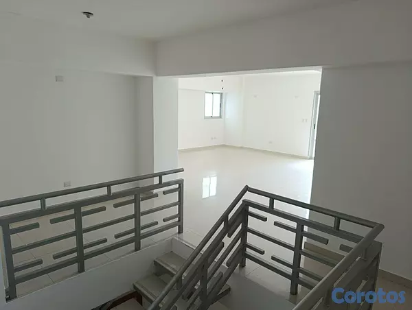 apartamentos - Pent house en Naco, con 4 habitantes  2