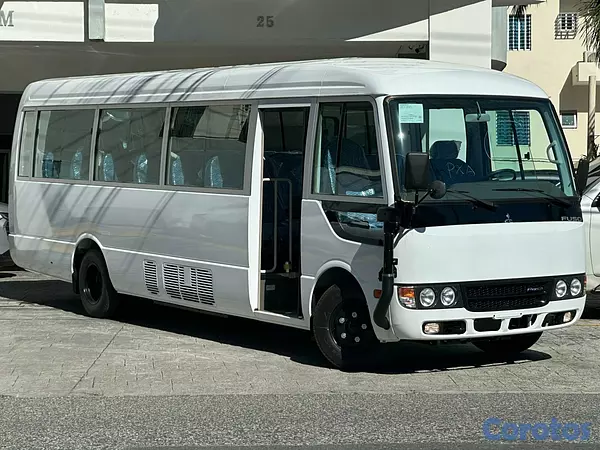 camiones y vehiculos pesados - Mitsubishi Rosa 2027 3