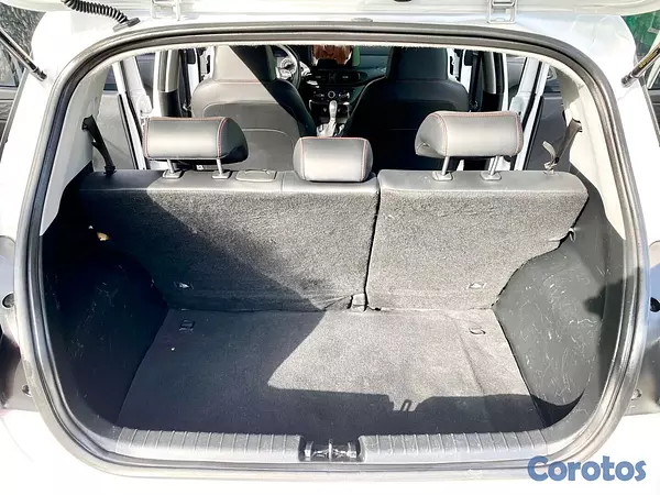 carros - HYUNDAI GRAND I 10 2024 7