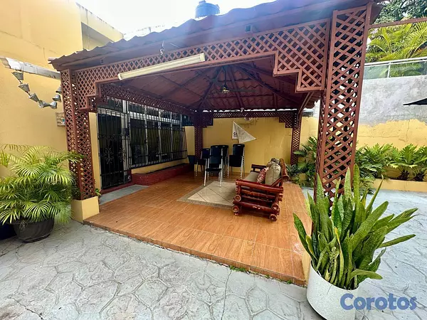 casas - Casa de 3 habitacioens 3 baños 4 parqueos en alqui 7