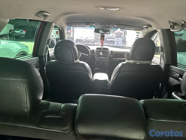 jeepetas y camionetas - Kia Sorento 2014 en optimas condiciones. 10