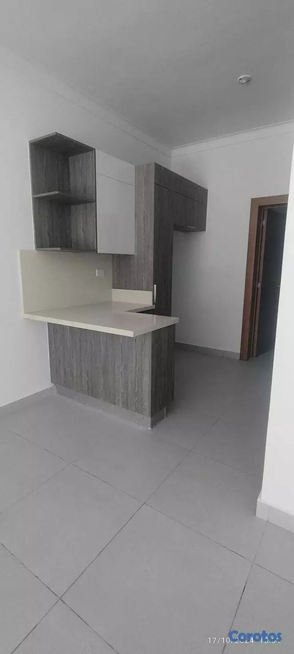 apartamentos - ¡Bella Vista Torre Lujosa con Imponentes Areas Sociales, Apartamento con Balcón! 6