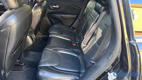 jeepetas y camionetas - JEEP CHEROKEE LIMITED 4X4 2016 *COMO NUEVA* 10
