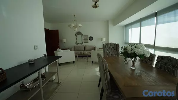 apartamentos - Alquiler de amplio Apartamento amueblado en Los Cacicazgo. 8