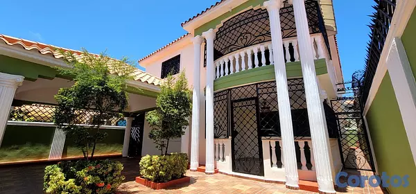 casas - Casa alquiler Corales del Sur Santo Domingo Este c 1