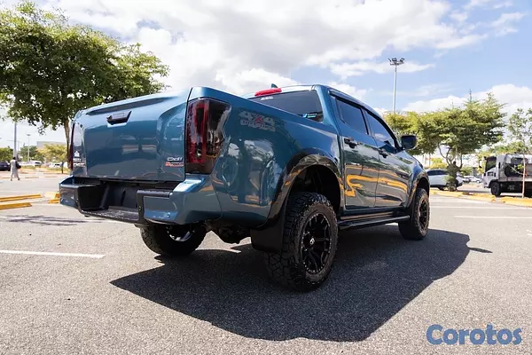 jeepetas y camionetas - Isuzu Dmax Europea 2025 8
