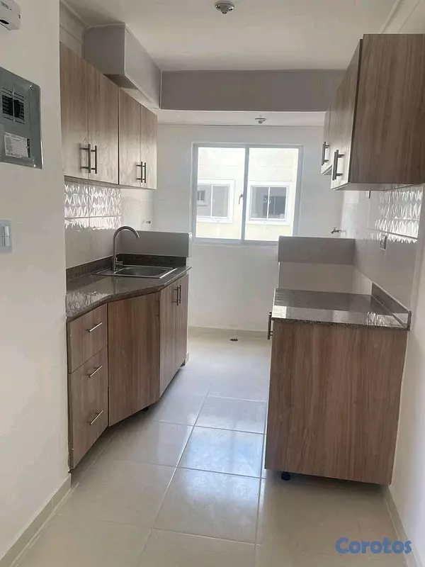 apartamentos - apartamento en alquiler de 3 habitaciones y 1 baño en ciudad juan bosch 4