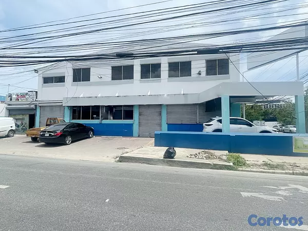 oficinas y locales comerciales - Local Esquinero en Arroyo hondo viejo  7