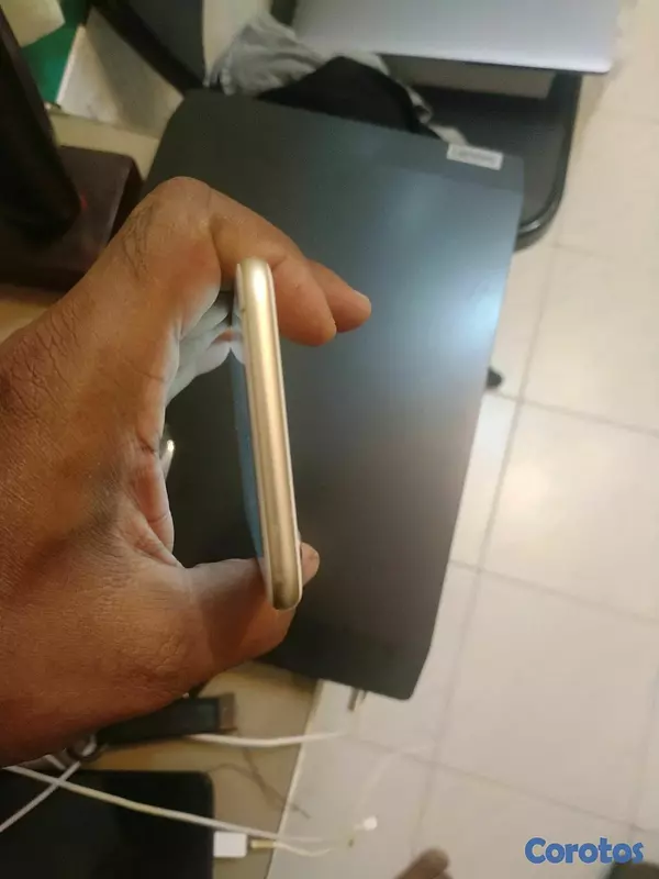 celulares y tabletas - Disponible iPhone. 6S  plus  tiene iCloud  me llegó así  precio 2,000 peso  4