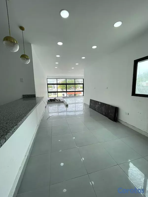 casas - Se vende de oportunidad Casa en Av. Independencia 4