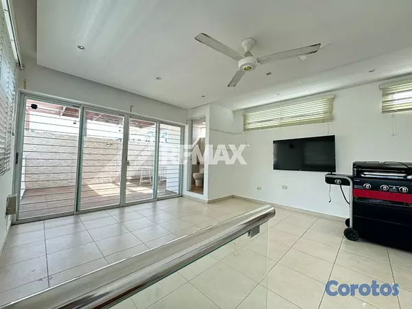 apartamentos - Penthouse en URBANIZACION FERNÁNDEZ SANTO DOMINGO  8