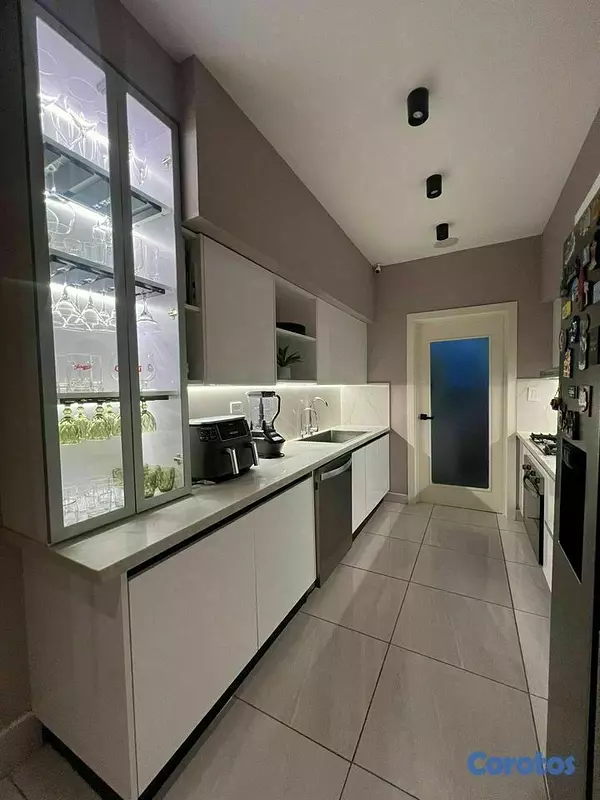 apartamentos - En alquiler apto amueblado de 3 habitaciones  8